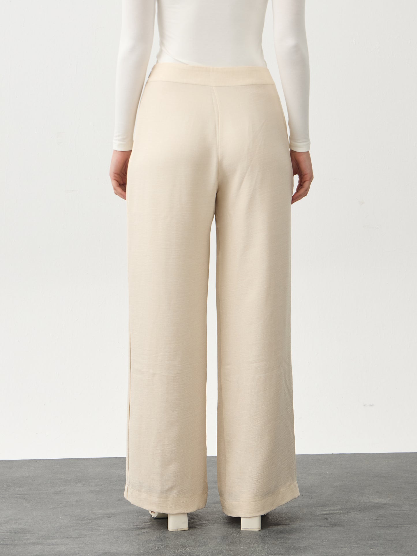 Hadeel Pants - Almond
